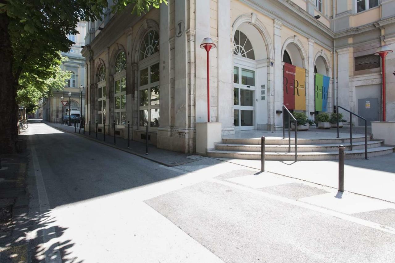 Hotel Centro Citta Teatro Triest Exterior foto